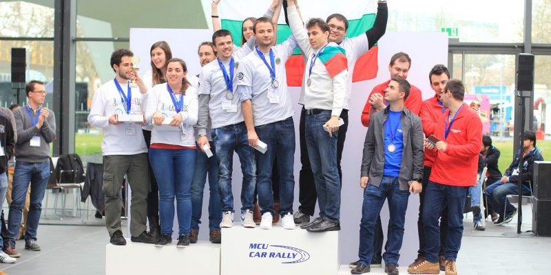 Успешен дебют на TUES Team на европейското рали за роботизирани коли Renesas MCU Car Rally